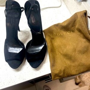 Gucci black heels size 37c